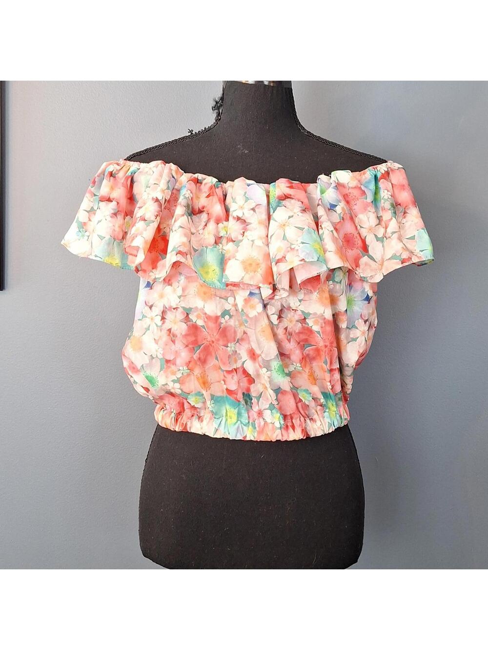 NWT Dina Zaki Cropped ruffle off shoulder Floral Print top Size Medium